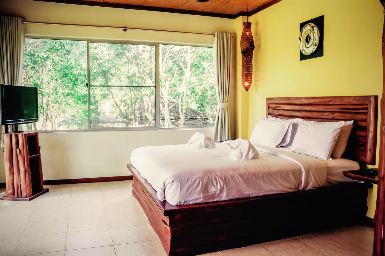 Singha Rubber Tree Hotel Sai Yok Ngoại thất bức ảnh