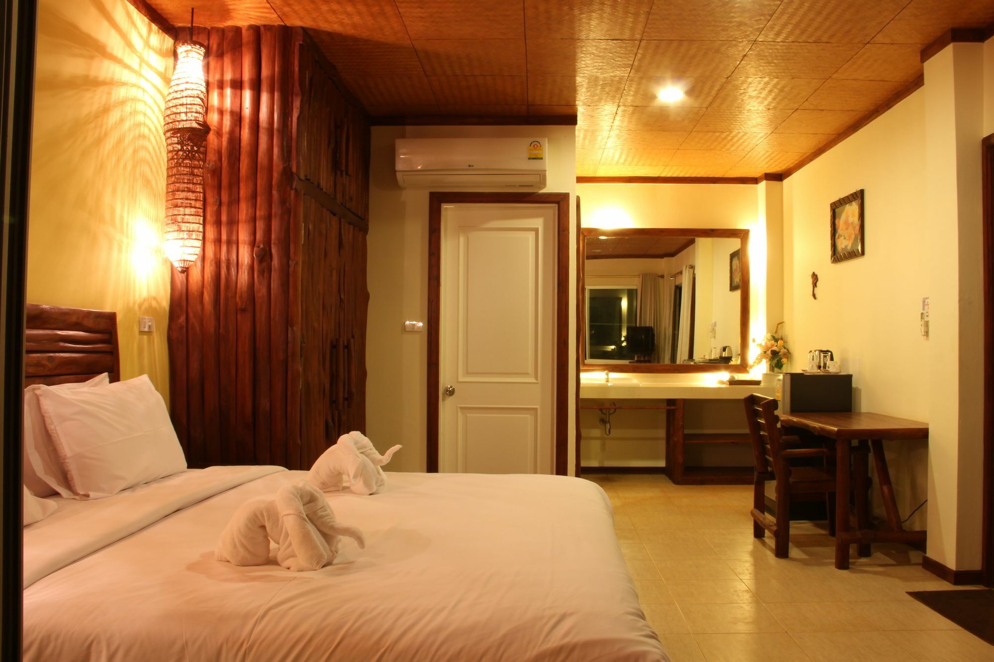Singha Rubber Tree Hotel Sai Yok Ngoại thất bức ảnh